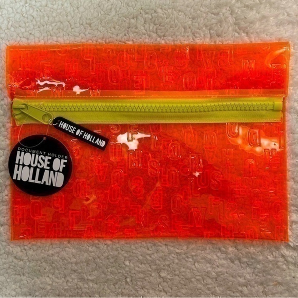 House of Holland Document Holder
